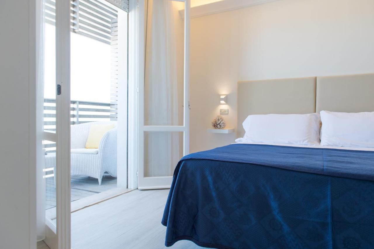 Kiss Beachfront Hotel & Restaurant Червія Екстер'єр фото